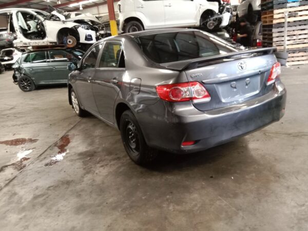 P5129 - Toyota corolla sedan 2012 Grey Wrecking - Image 12