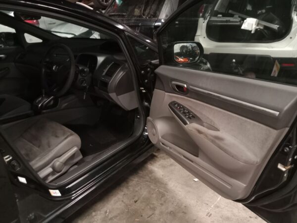 P5131 - Honda Civic 2008 Black Wrecking - Image 7