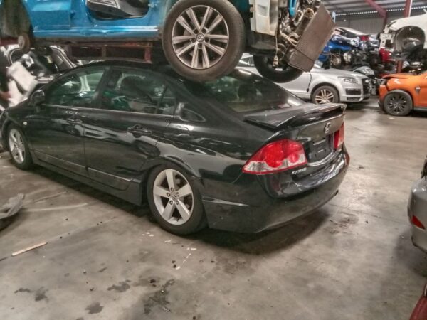 P5131 - Honda Civic 2008 Black Wrecking - Image 11