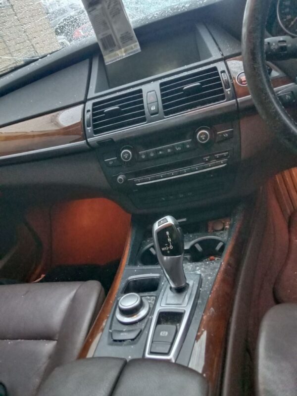 P5133 - BMW X5 2007 Grey Wrecking - Image 3