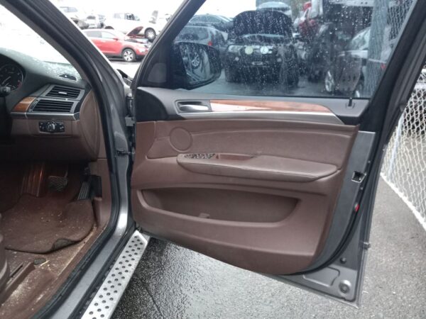 P5133 - BMW X5 2007 Grey Wrecking - Image 5