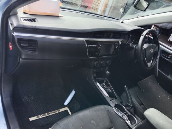 P5135 - Toyota corolla 2015 Blue Wrecking - Image 3