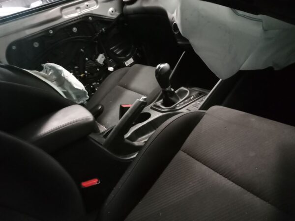 P5139 - Hyundai Tucson 2020 Silver Wrecking - Image 3