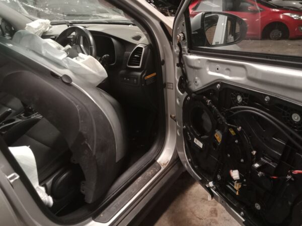 P5139 - Hyundai Tucson 2020 Silver Wrecking - Image 5