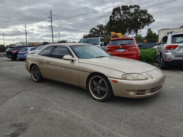 P5145 - Toyota soarer 1991 Gold Wrecking - Image 12