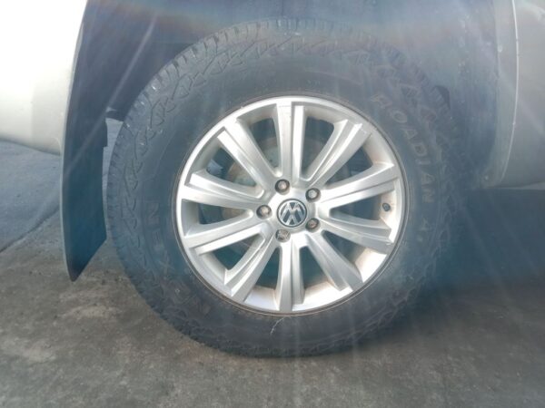 P5147 - Volkswagen Amarok 2011 Grey Wrecking - Image 8
