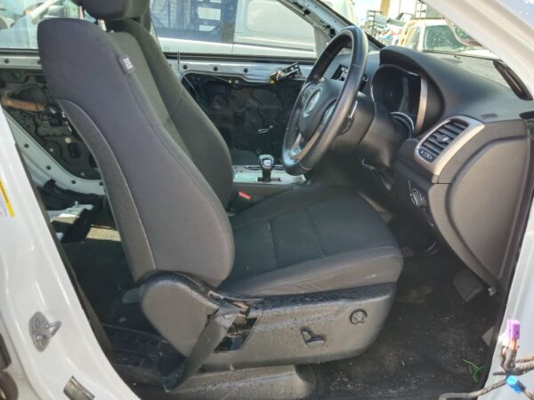 P5152 - Jeep Grand Cherokee 2015 White Wrecking - Image 6