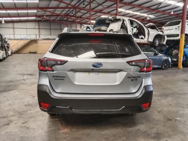P5154 - Subaru outback 2023 Grey Wrecking - Image 14