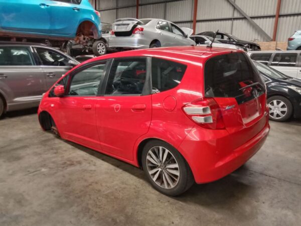 P5155 - Honda jazz 2010 Red Wrecking - Image 10