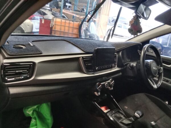 P5156 - Kia Rio 2022 Grey Wrecking - Image 2
