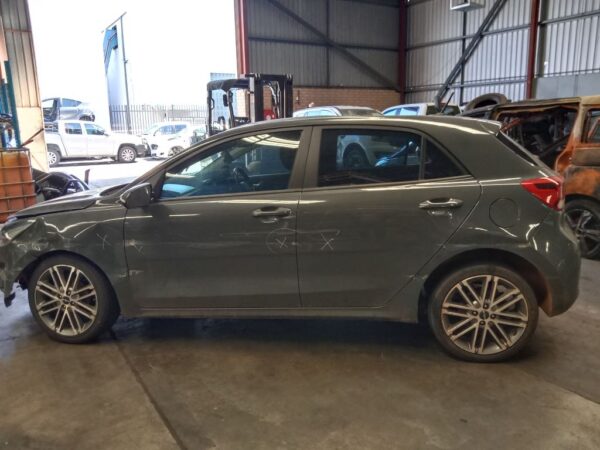 P5156 - Kia Rio 2022 Grey Wrecking - Image 7