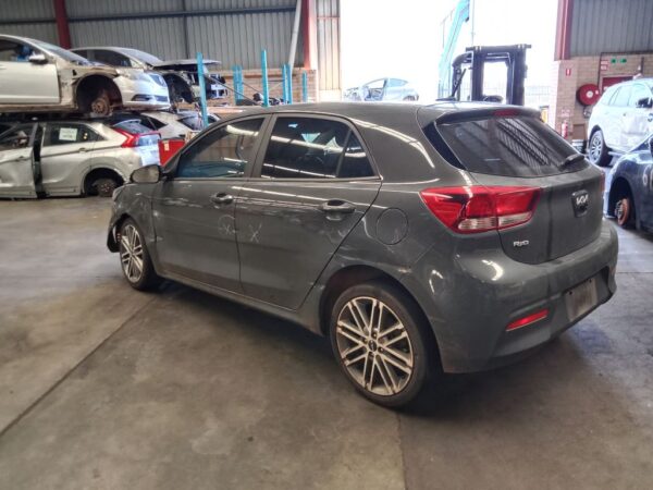 P5156 - Kia Rio 2022 Grey Wrecking - Image 8