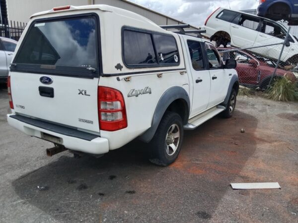 P5159 - Ford Ranger 2008 White Wrecking - Image 9