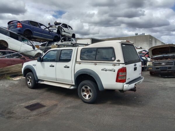 P5159 - Ford Ranger 2008 White Wrecking - Image 12