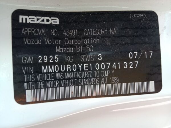 P5162 - Mazda BT-50 2017 White Wrecking - Image 10