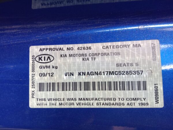 P5163 - Kia optima 2012 Blue Wrecking - Image 9