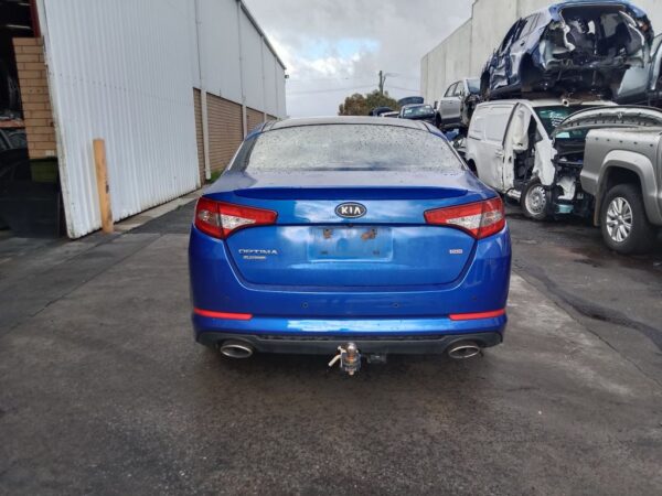 P5163 - Kia optima 2012 Blue Wrecking - Image 12
