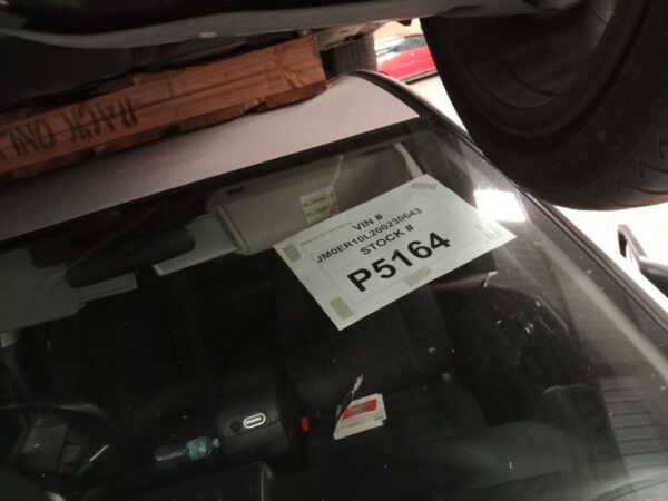 P5164 - Mazda CX-7 2011 White Wrecking - Image 12