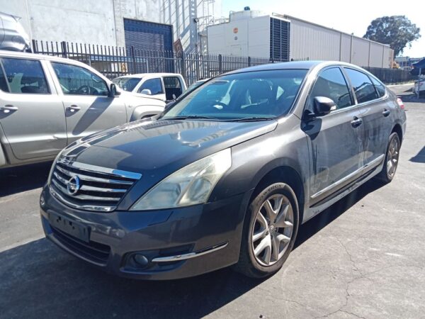 P5166 - Nissan Maxima 2011 Grey Wrecking - Image 15