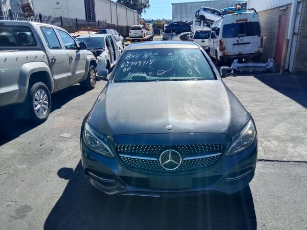 P5167 - Mercedes-Benz C Class 2015 Grey Wrecking