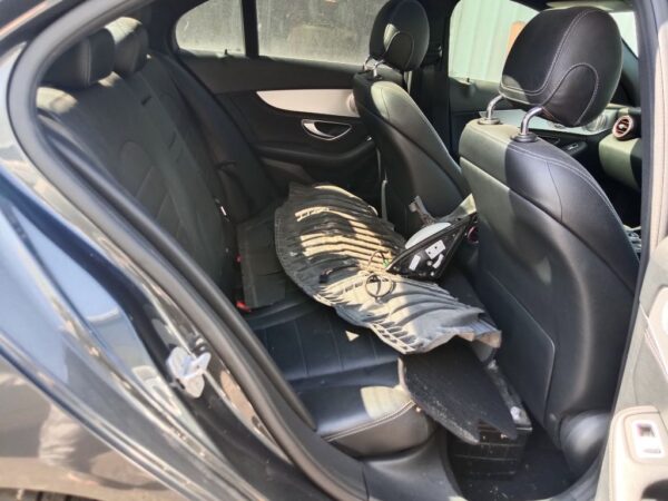 P5167 - Mercedes-Benz C Class 2015 Grey Wrecking - Image 7