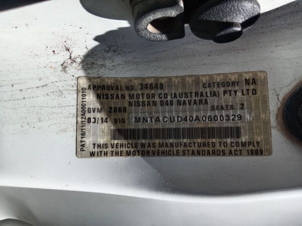 P5168 - Nissan Navara 2014 White Wrecking - Image 10