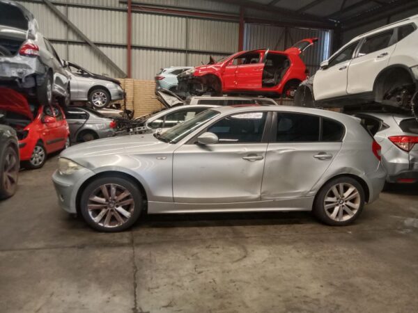 P5169 - BMW 120i 1 SERIES 2006 Silver Wrecking - Image 11