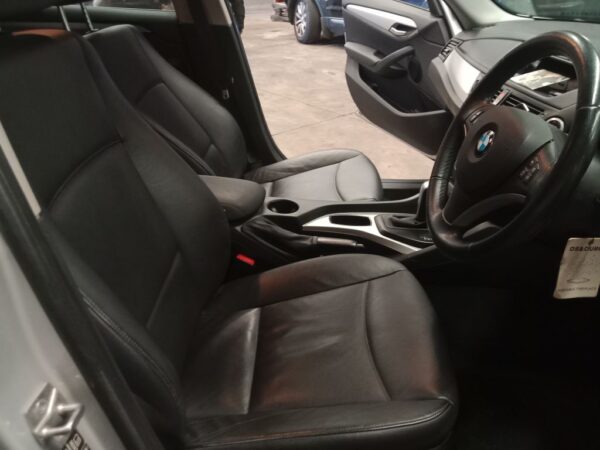 P5170 - BMW E84 X1 2011 Silver Wrecking - Image 2