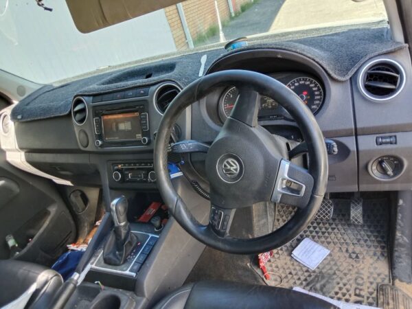 P5174 - Volkswagen Amarok 2013 Silver Wrecking - Image 4