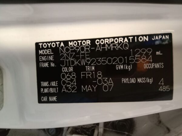 P5175 - Toyota Yaris 2008 White Wrecking - Image 11