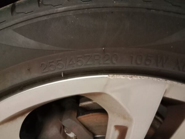 P5177 - Audi Q5 2010 Grey Wrecking - Image 6