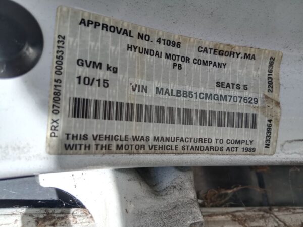 P5179 - Hyundai i20 2015 White Wrecking - Image 14