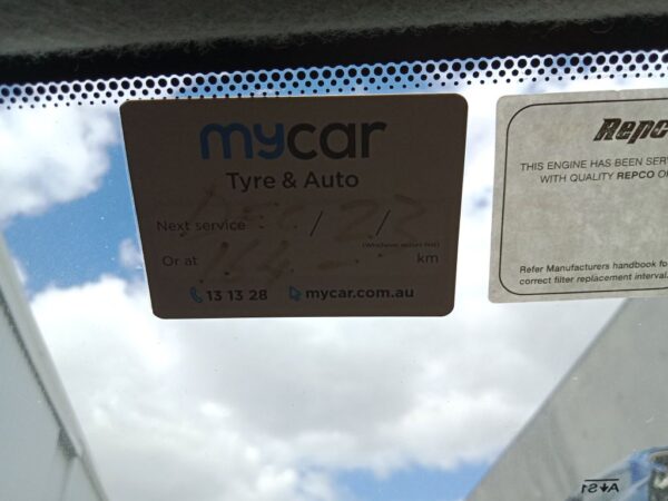 P5179 - Hyundai i20 2015 White Wrecking - Image 15