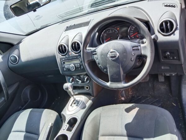 P5181 - Nissan Dualis 2011 Silver Wrecking - Image 7