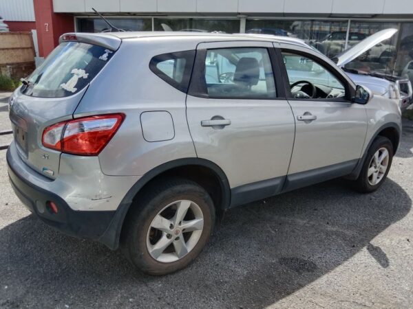 P5181 - Nissan Dualis 2011 Silver Wrecking - Image 13