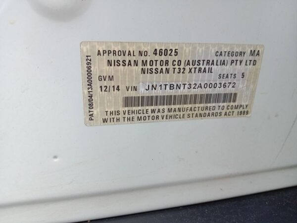 P5182 - Nissan X trail 2014 White Wrecking - Image 9