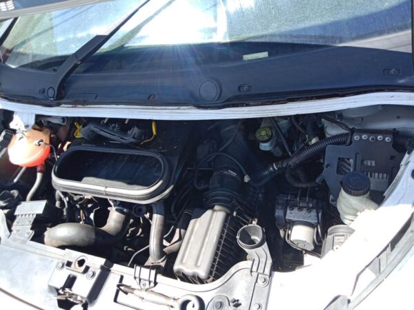 P5183 - Fiat scudo 2010 White Wrecking - Image 3