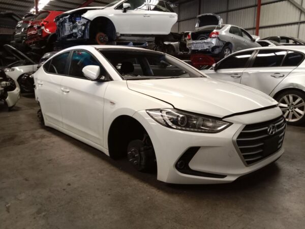 P5184 - Hyundai Elantra 2016 White Wrecking - Image 16