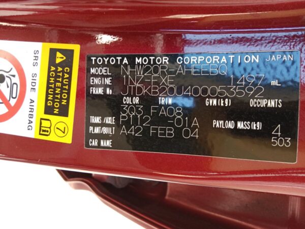 P5186 - Toyota Prius Hybrid 2004 Red Wrecking - Image 9