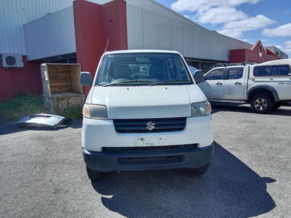P5189 - Suzuki APV 2009 White Wrecking