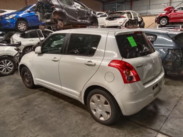 P5192 - Suzuki Swift 2008 White Wrecking - Image 13