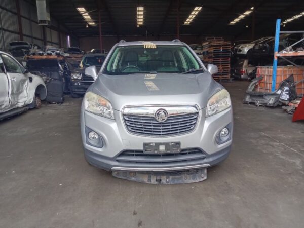 P5193 - Holden Trax 2014 Silver Wrecking