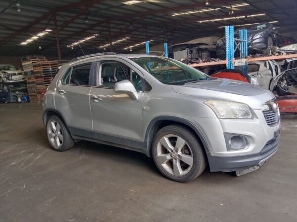 P5193 - Holden Trax 2014 Silver Wrecking - Image 14