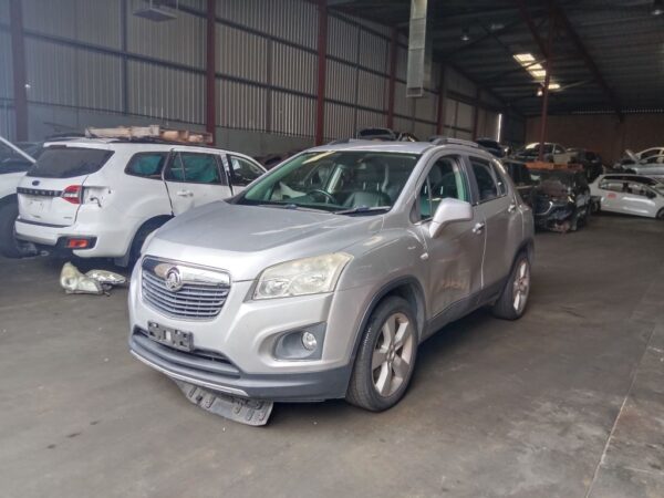 P5193 - Holden Trax 2014 Silver Wrecking - Image 16