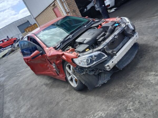 P5195 - Holden Commodore VF 2016 maroon Wrecking - Image 15