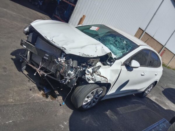 P5199 - Kia Cerato 2021 White Wrecking