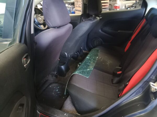 P5207 - Mazda 2 2013 Grey Wrecking - Image 5