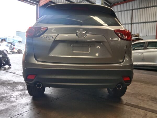 P5208 - Mazda CX-5 2014 Grey Wrecking - Image 13