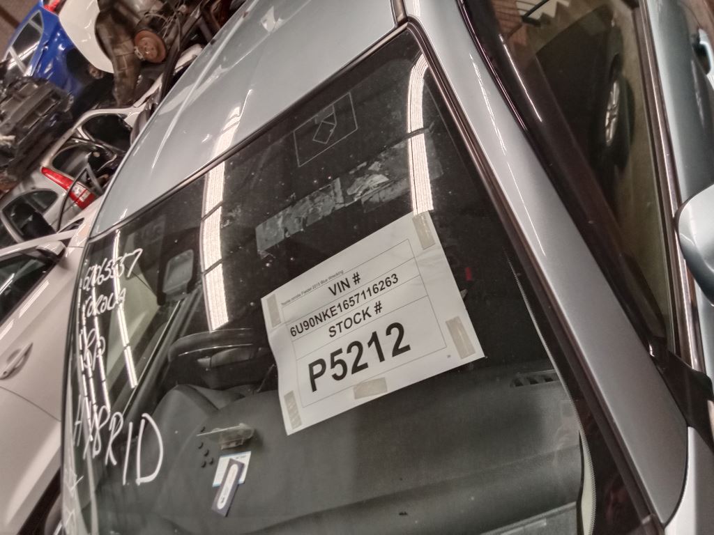 P5212 - Toyota corolla Fielder 2015 Blue Wrecking - Image 5