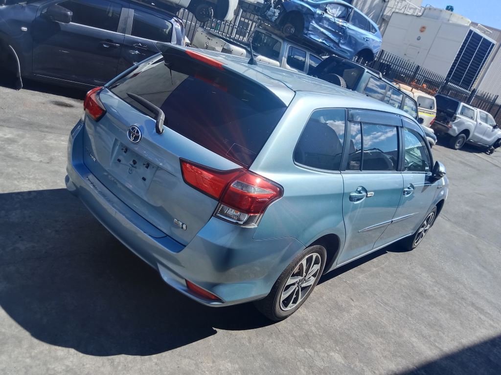 P5212 - Toyota corolla Fielder 2015 Blue Wrecking - Image 11
